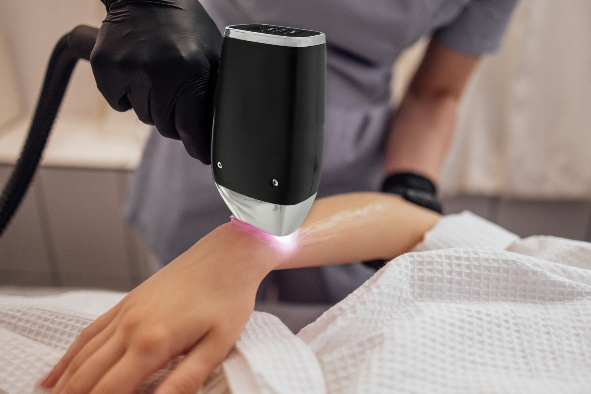 Séance d’épilation laser diode avec iLase
